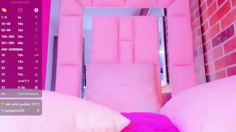 Snapshot of baby_doll_xoxo chatting on 03-04-26, 11:00 Baby online show from 03-04-26, 11:00