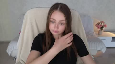 Baby emmaa online show from 06-10-26, 09:41