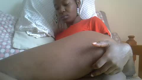 baby_facii online show from 01-25-25, 08:21