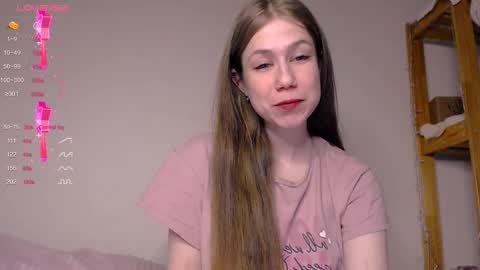 Snapshot of baby_girl_0001 chatting on 02-13-25, 11:47 Kira online show from 02-13-25, 11:47