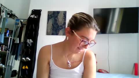 baby_girls2224 online show from 04-23-26, 08:13