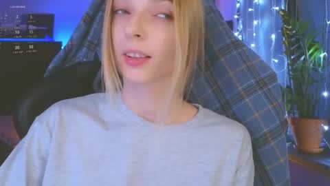 baby gopn1k online show from 12-20-24, 03:00