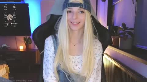 baby gopn1k online show from 01-21-25, 05:05