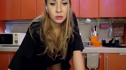 Diva x  online show from 02-13-25, 06:59