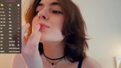 Emily online show from 04-01-26, 07:31