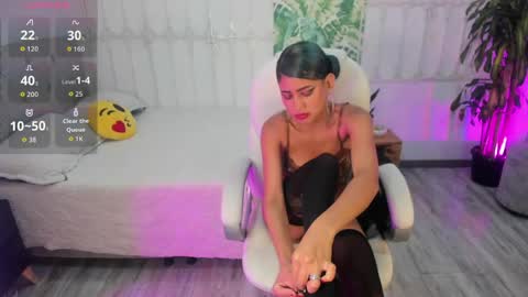 Snapshot of baby_julieta00 chatting on 05-06-26, 06:41 Julieta online show from 05-06-26, 06:41