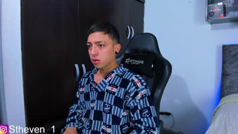 Snapshot of baby_junior420 chatting on 12-11-24, 10:14 Junior Independent Model online show from 12-11-24, 10:14