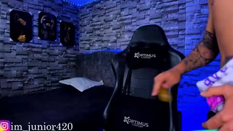 Snapshot of baby_junior420 chatting on 09-22-25, 06:15 Junior Independent Model online show from 09-22-25, 06:15