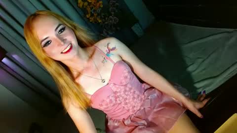 Snapshot of baby_kira1988 chatting on 01-04-25, 01:31 Your Baby Kira online show from 01-04-25, 01:31