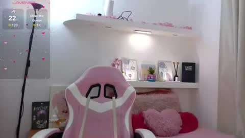Snapshot of baby_mily_05 chatting on 06-29-26, 11:16 Mily - All days start to 1200pm Washigton online show from 06-29-26, 11:16