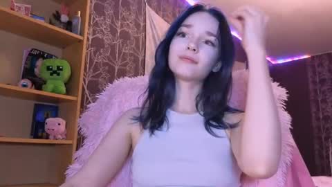 Snapshot of baby_onface chatting on 06-26-26, 06:01 Alice online show from 06-26-26, 06:01