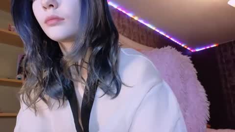 Snapshot of baby_onface chatting on 07-11-26, 07:27 Alice online show from 07-11-26, 07:27