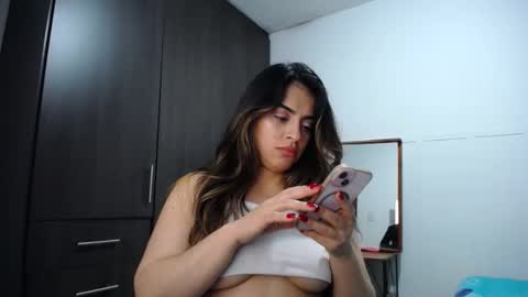 Snapshot of baby_roose chatting on 12-04-24, 04:32 Baby online show from 12-04-24, 04:32