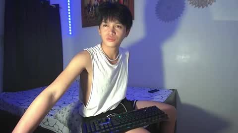 Snapshot of baby_simph chatting on 02-08-25, 03:42 Josh online show from 02-08-25, 03:42