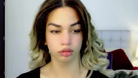 Snapshot of baby_sky01 chatting on 10-15-25, 07:41 KENDALL online show from 10-15-25, 07:41
