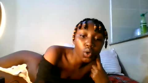 Snapshot of baby_smiler chatting on 05-17-26, 04:14 baby_smiler online show from 05-17-26, 04:14