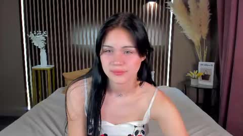 baby_sunsh1ne_ online show from 07-08-26, 07:35
