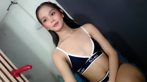 Snapshot of baby_zoexx chatting on 09-10-25, 10:21 baby_zoexx online show from 09-10-25, 10:21