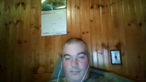 Snapshot of babybaby83 chatting on 12-04-24, 10:19 Darren online show from 12-04-24, 10:19