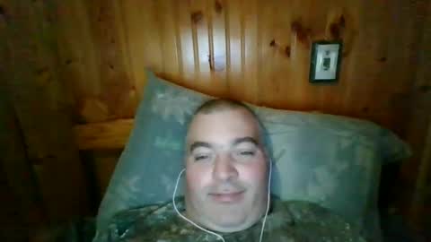 Snapshot of babybaby83 chatting on 12-05-24, 10:45 Darren online show from 12-05-24, 10:45