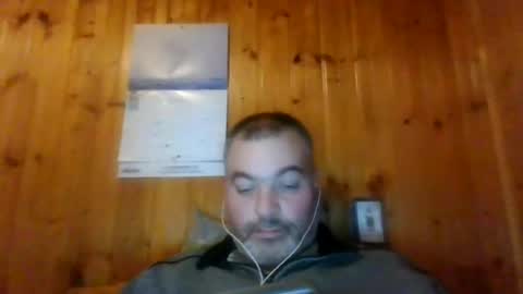 Snapshot of babybaby83 chatting on 01-05-25, 08:10 Darren online show from 01-05-25, 08:10