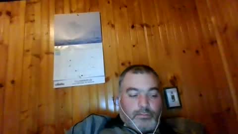 Snapshot of babybaby83 chatting on 01-07-25, 01:38 Darren online show from 01-07-25, 01:38