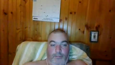 Snapshot of babybaby83 chatting on 01-11-25, 01:48 Darren online show from 01-11-25, 01:48