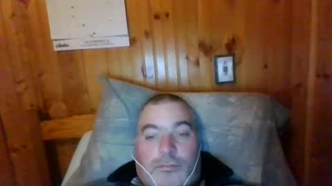 Snapshot of babybaby83 chatting on 01-23-25, 03:37 Darren online show from 01-23-25, 03:37