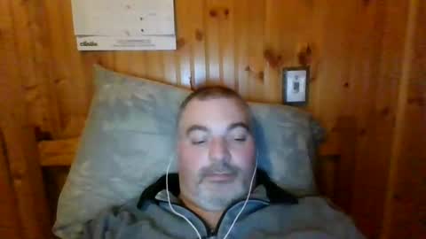 Snapshot of babybaby83 chatting on 02-02-25, 03:32 Darren online show from 02-02-25, 03:32