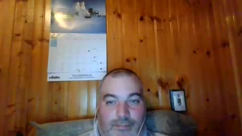 Snapshot of babybaby83 chatting on 03-12-25, 10:07 Darren online show from 03-12-25, 10:07