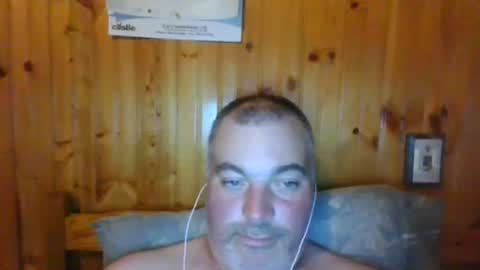 Snapshot of babybaby83 chatting on 09-10-25, 10:10 Darren online show from 09-10-25, 10:10