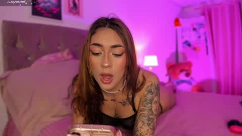 Snapshot of babychaos_ chatting on 04-30-26, 10:58 Mariana online show from 04-30-26, 10:58