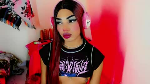 Snapshot of babycharol01 chatting on 06-30-26, 05:19 babycharol01 online show from 06-30-26, 05:19