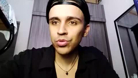 Dani  online show from 10-19-25, 09:59