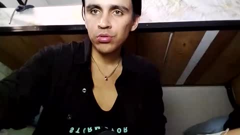 Dani  online show from 11-21-25, 09:46