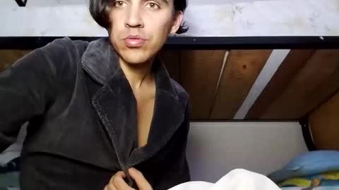 Dani  online show from 11-25-25, 10:43