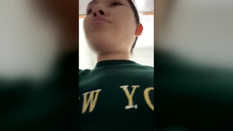 Snapshot of babydoll1022 chatting on 11-30-25, 09:19 babydoll1022 online show from 11-30-25, 09:19