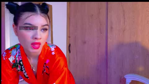 Snapshot of babydollvibes chatting on 12-04-25, 06:38 mia online show from 12-04-25, 06:38