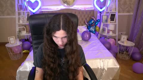 Sasha online show from 01-24-25, 08:22