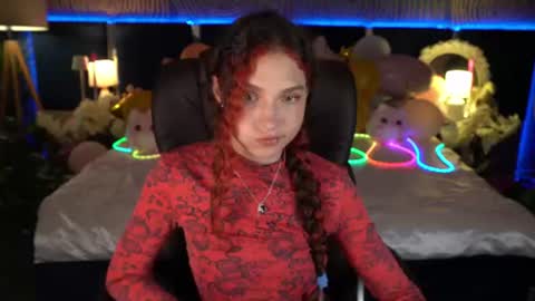 Snapshot of babyflowerr chatting on 07-24-26, 07:12 Sasha online show from 07-24-26, 07:12