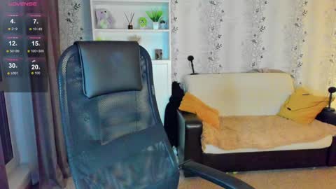 Snapshot of babyfoxyy chatting on 12-06-24, 03:08 maddy online show from 12-06-24, 03:08