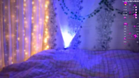 Snapshot of babyfoxyy chatting on 12-13-24, 12:39 maddy online show from 12-13-24, 12:39