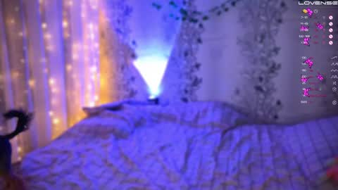 Snapshot of babyfoxyy chatting on 12-13-24, 08:58 maddy online show from 12-13-24, 08:58