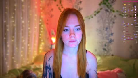 Snapshot of babyfoxyy chatting on 02-09-25, 03:01 maddy online show from 02-09-25, 03:01