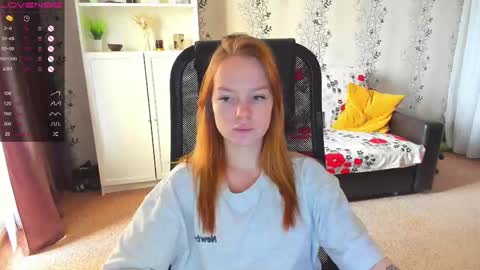 Snapshot of babyfoxyy chatting on 02-21-25, 09:34 maddy online show from 02-21-25, 09:34