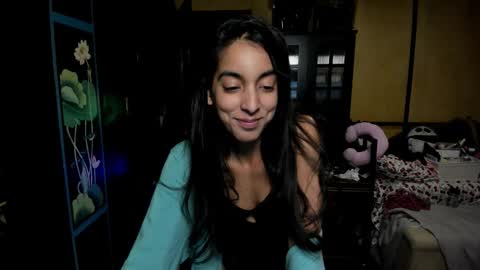 Snapshot of babygirl_claire chatting on 01-08-26, 05:43 Claire Black online show from 01-08-26, 05:43