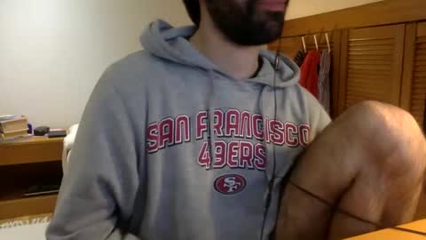 Snapshot of babyhardy chatting on 01-06-25, 11:09 Tom A. online show from 01-06-25, 11:09