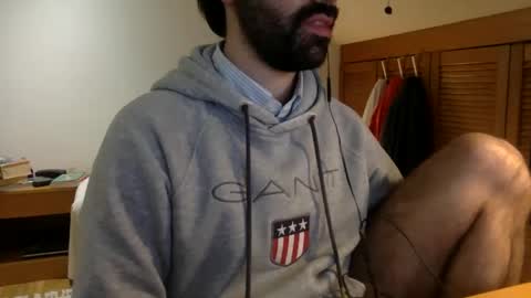 Snapshot of babyhardy chatting on 01-13-25, 11:49 Tom A. online show from 01-13-25, 11:49