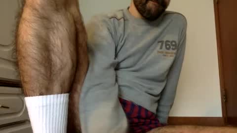 Snapshot of babyhardy chatting on 02-18-25, 01:22 Tom A. online show from 02-18-25, 01:22