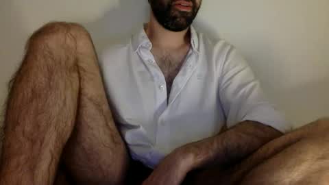 Snapshot of babyhardy chatting on 10-04-25, 07:39 Tom A. online show from 10-04-25, 07:39